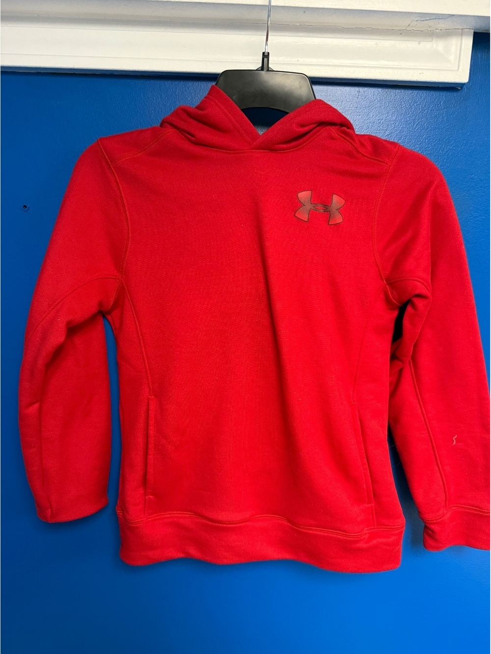 Under Armour Red Solid Pullover Fleece Hoodie Chest Gradient Logo Cut Tag